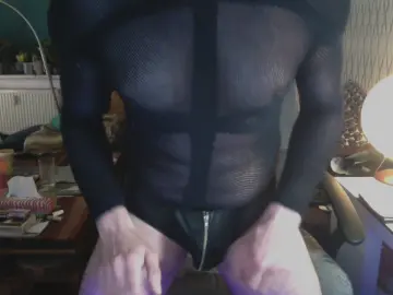 Cam4 Sex Chat of tom0819