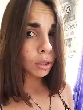 Cam4 Sex Chat of Desiree025