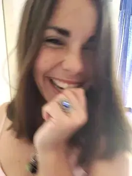 Cam4 Nude Webcam of Desiree025