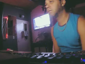 Cam4 Adult Webcam of Tommmy_