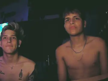 Cam4 Live Sex Cam of Tommmy_