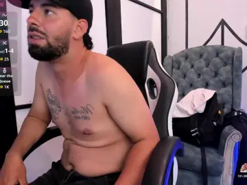 Cam4 Live Sex Cam of JhoanMontes