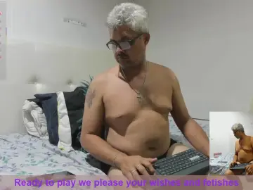 Cam4 Sex Chat of naomi_and_brack