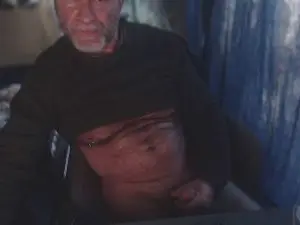 Cam4 Watch Live Sex Cams of ptibear1