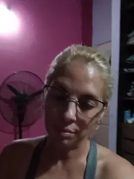 Cam4 Free Live Porn of vane1818