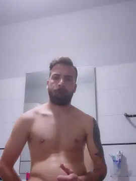 Cam4 Live Porn of Castello09