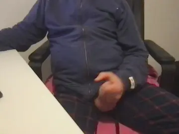 Cam4 Live Porn of Truck1969