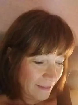 Cam4 Sex Cam of Cumonme17