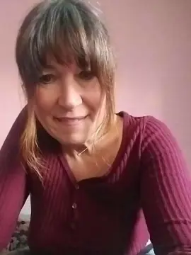 Cam4 Free Live Porn of Cumonme17