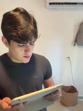 Cam4 Nude Webcam of MlkGato01