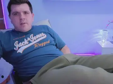 Cam4 Watch Live Sex Cams of Basy8