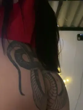 Cam4 Nude Webcam of Sweetpain_