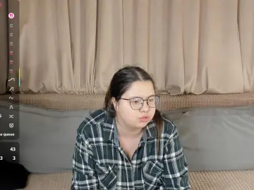 Cam4 Live Porn of TrinityHalphen