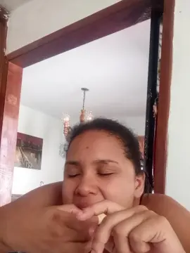 Cam4 Private Sex Chat of Monica2702