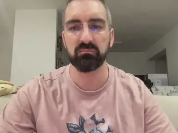 Cam4 Nude Webcam of v1c70r1985