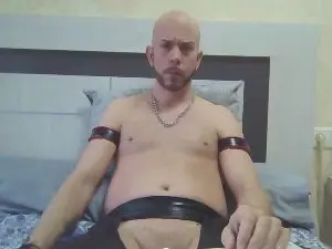 Cam4 Adult Video Chat of LeatherDraco