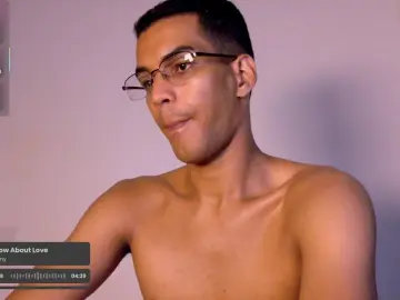 Cam4 Free Live Porn of pikashuu7u7