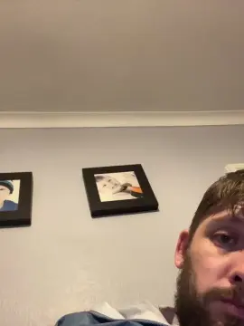 Cam4 Free Live Porn of skuzzy244