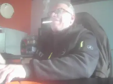 Cam4 Live Sex Cam of 0000Piercing