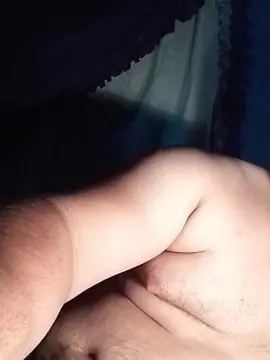 Cam4 Live Porn of Adritoledo