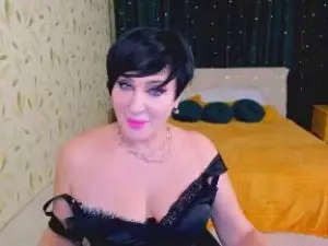 Cam4 Watch Live Sex Cams of KiraTempt