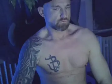 Cam4 Nude Webcam of bigsexybohne