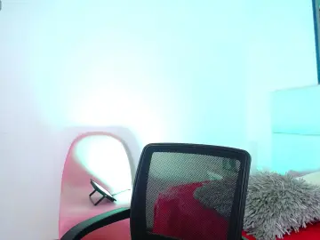 Cam4 Sex Cam of Saraa_lips