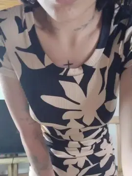 Cam4 Sex Chat of nicky_hot4