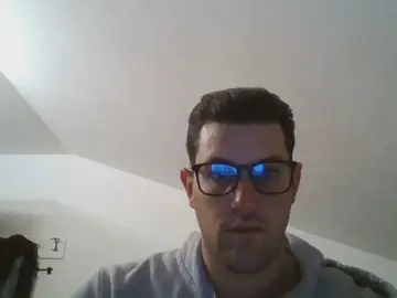 Cam4 Private Sex Chat of italybigboy234