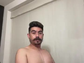 Cam4 Adult Video Chat of camo_1991