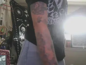 Cam4 Live Sex of dankskank333