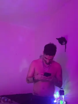 Cam4 Nude Webcam of anastasio_f