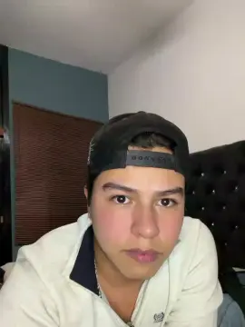 Cam4 Free Live Porn of Anndreeww