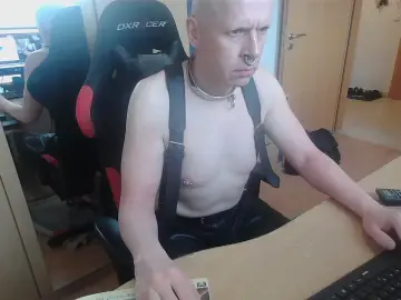 Cam4 Free Porn Cam of Piercing888