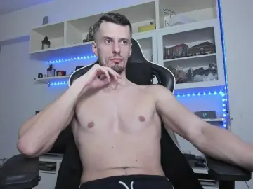 Cam4 Watch Live Sex Cams of ToddClaytonn