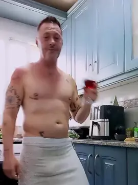 Cam4 Live Sex of aqelare53