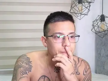 Cam4 Nude Webcam of yourfantasy1999