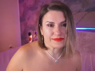 Cam4 Best Webcam of KiraRoxx