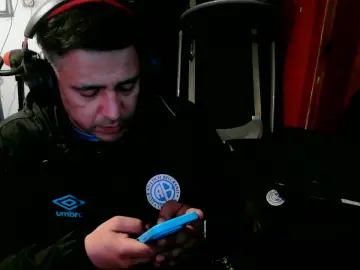 Cam4 Watch Live Sex Cams of S0yElGanador