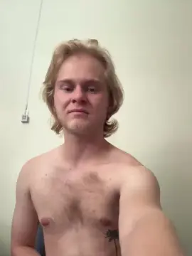 Cam4 Free Live Porn of BiCollegeTwink