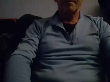 Cam4 Free Live Porn of mini1965