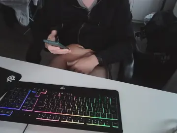 Cam4 Live Sex of Aleex325