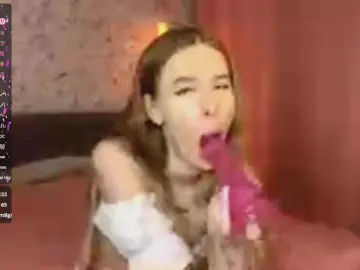 Cam4 Best live sex cam show of HeeEstell