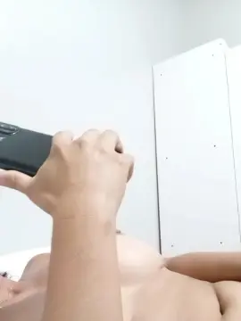 Cam4 Free Live Porn of BrendaUdi24