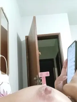 Cam4 Live Sex Cam of BrendaUdi24