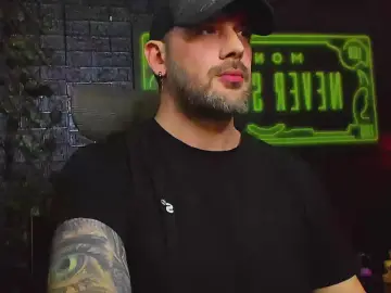 Cam4 Live Sex Cam of LexHardy