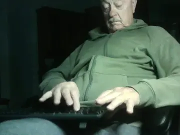 Cam4 Free Porn Cam of robert_51xx