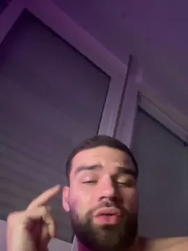 Cam4 Free Porn Cam of mitchyouridol