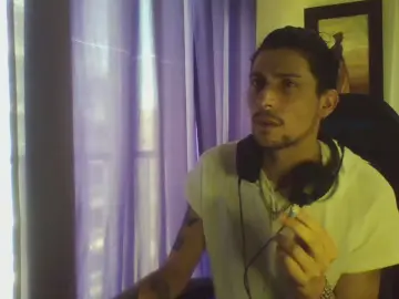 Cam4 Free Porn Cam of Leon4089