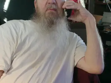 Cam4 Live Porn of guyboobies